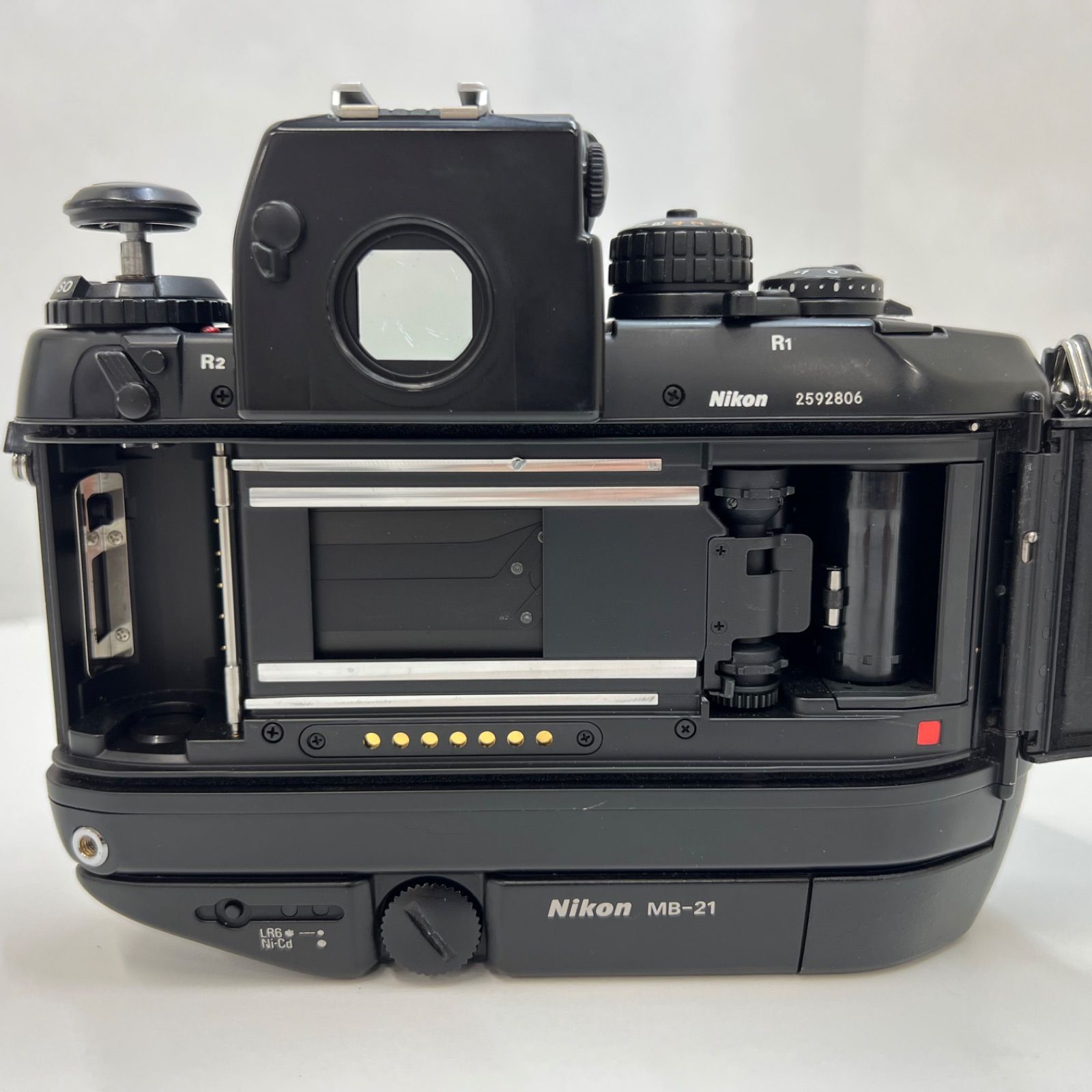 Nikon F4 SLR MB-21 ブラック ジャンク フィルム一眼レフカメラ Amazon.com : Nikon F4S Autofocus Camera Body w/Nikon MB-21 Motor