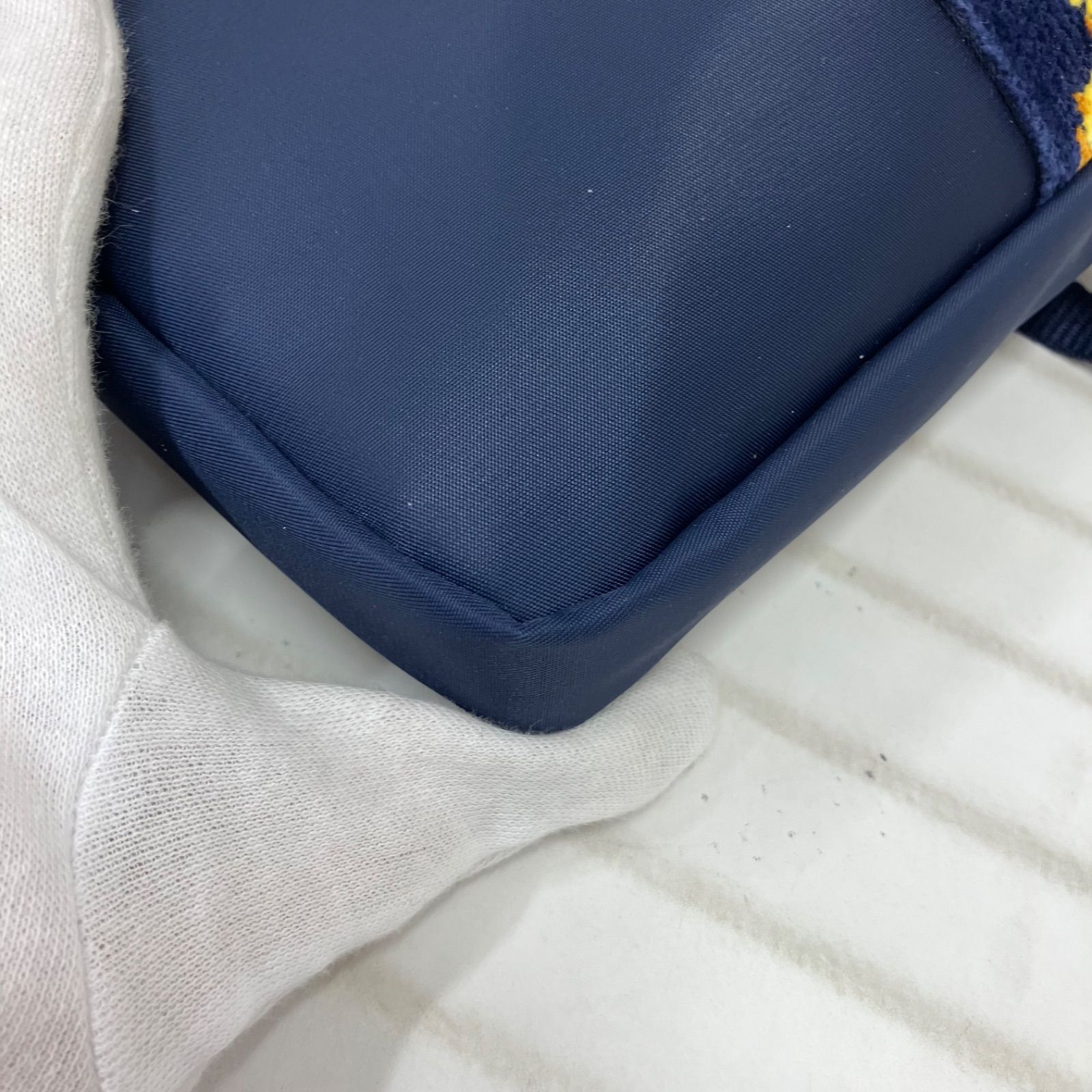 VERY掲載　FEILER 学校フェイラー　iPadケース☆ショルダーバッグ VERY掲載 FEILER 学校フェイラー ハイジ iPadケース ショルダー付き