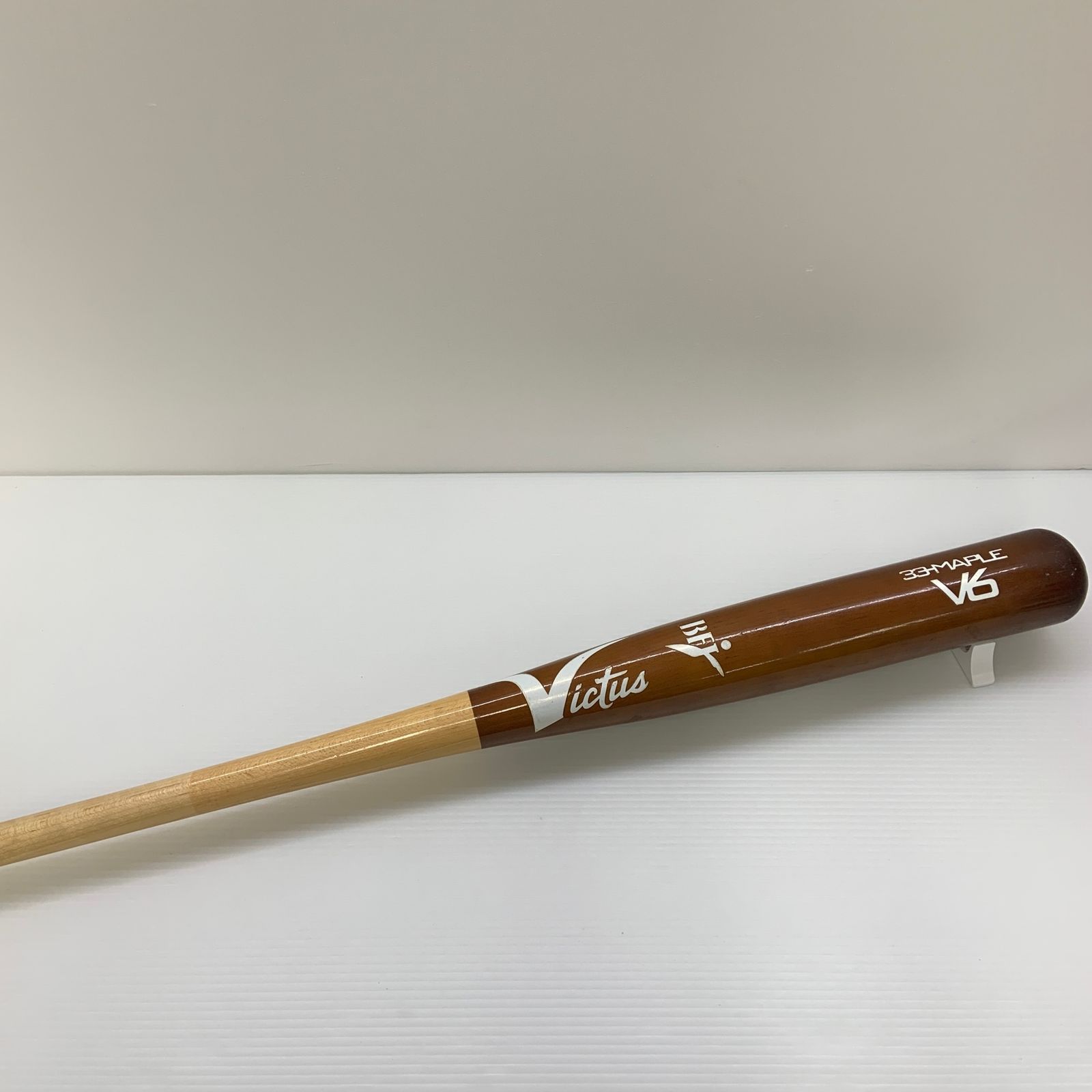 ビクタス Victus V6 硬式 大人 一般 木製バット(BFJマーク) 33-MAPLE ビクタス Victus V6 硬式 大人 一般 木製バット(BFJマーク) 33-MAPLE