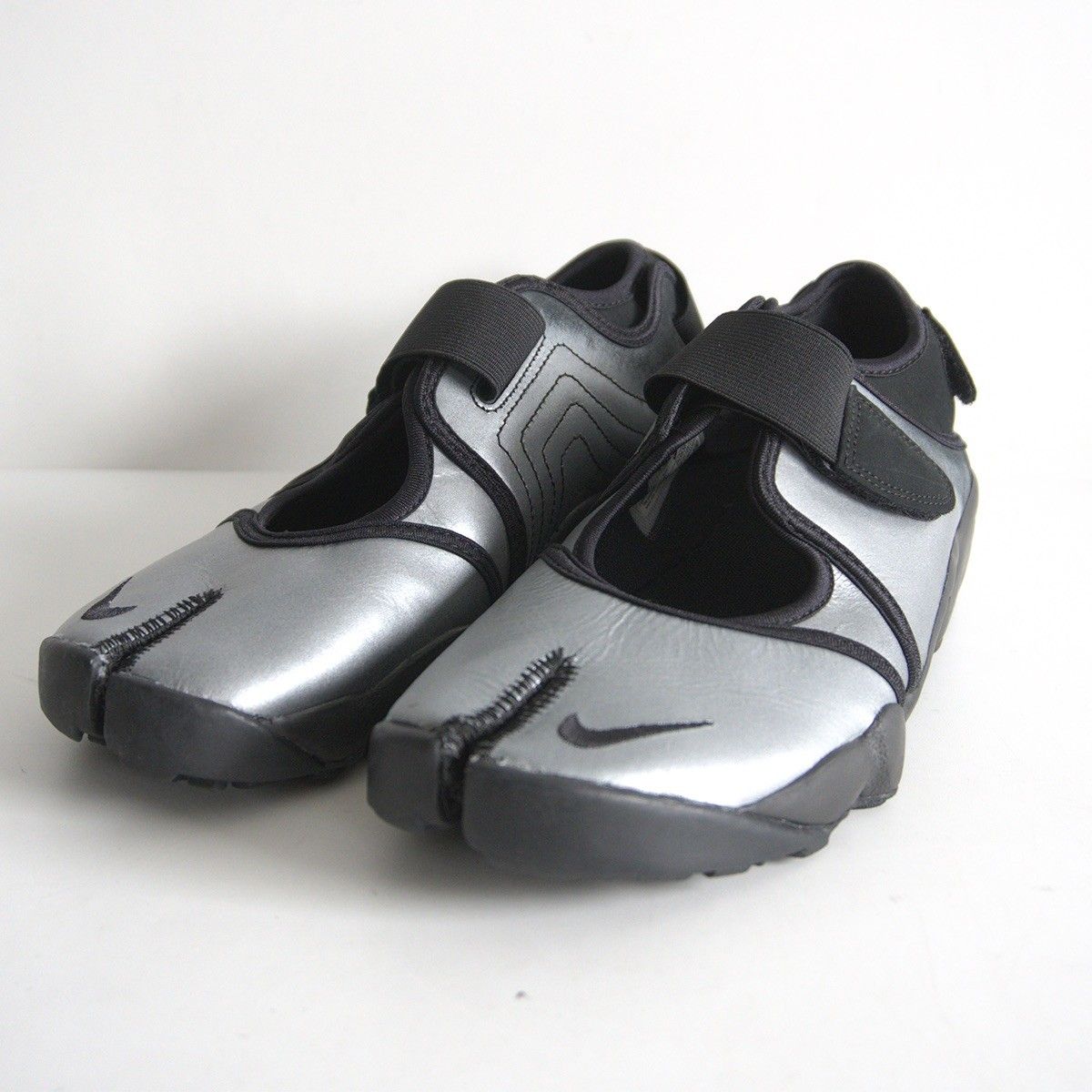 美品】NIKE【AIR RIFT / IH3656-095】26cm エアーリフト スニーカー 
