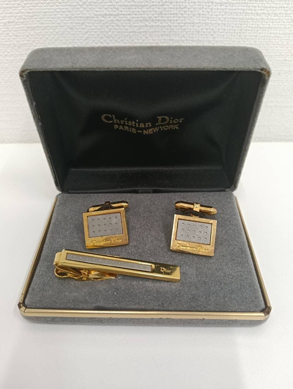 高級スーツ オッドベスト × Christian Dior ネクタイ カフス ba2008.jpg