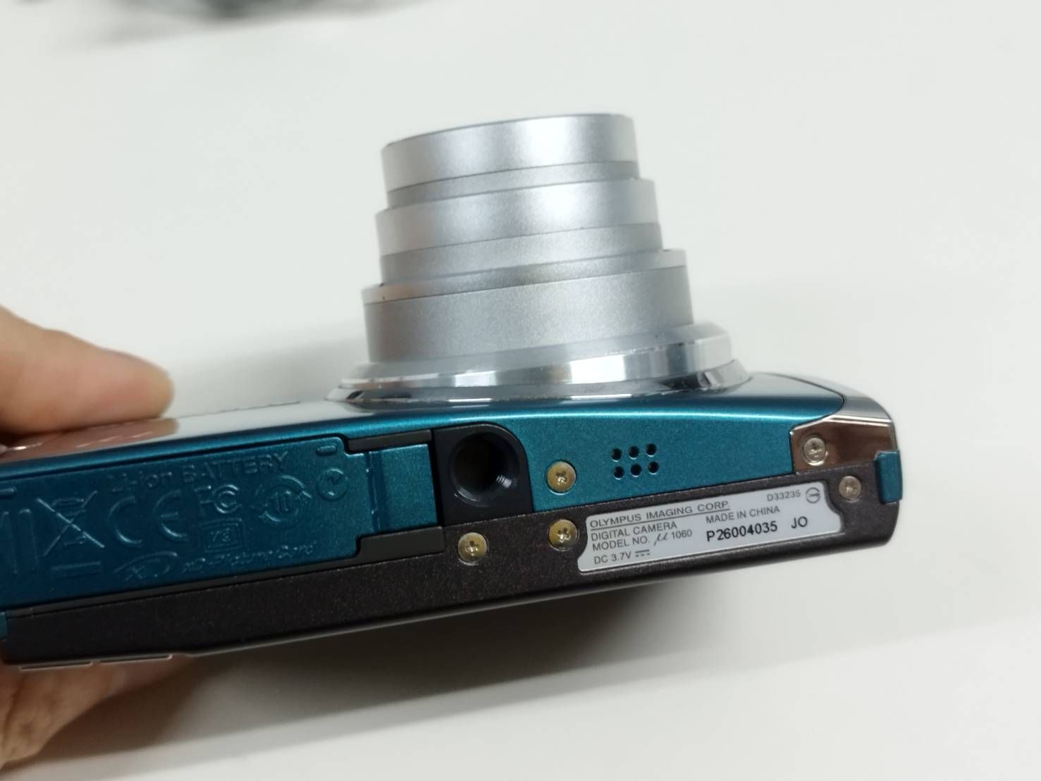 コンパクトデジタルカメラ OLYMPUS μ 1060 OLYMPUSデジタルカメラ μ1060 (ミュー)
