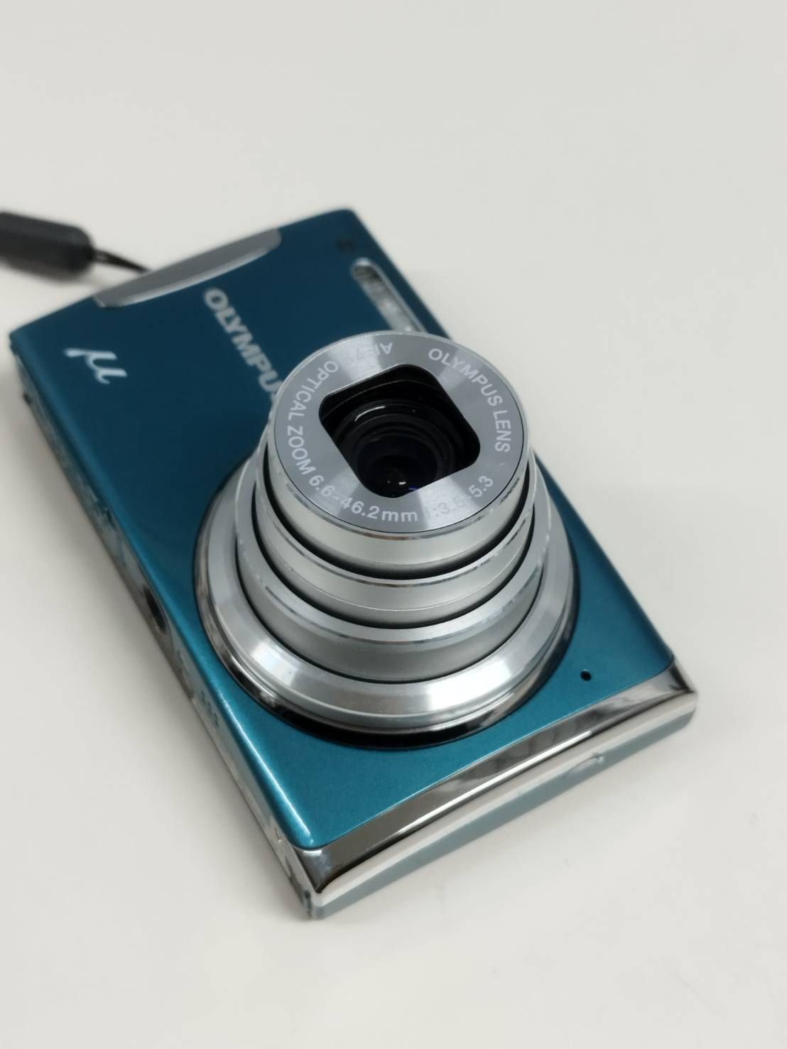 コンパクトデジタルカメラ OLYMPUS μ 1060 オリンパス ニュースリリース： スリムボディに光学7倍ズームレンズと