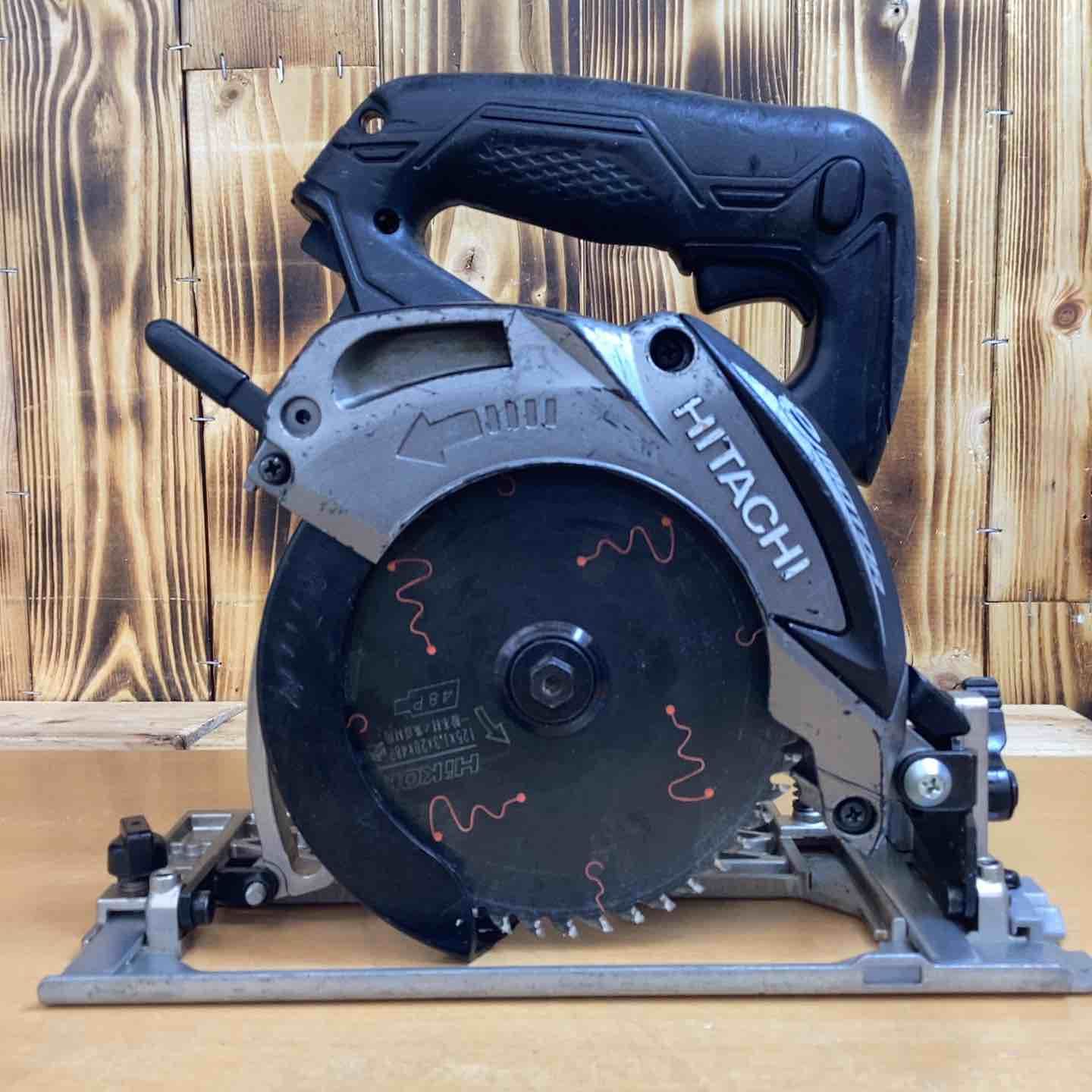 新品□日立 18V コードレス丸のこ C18DBL(NN) 黒 本体のみ 中古