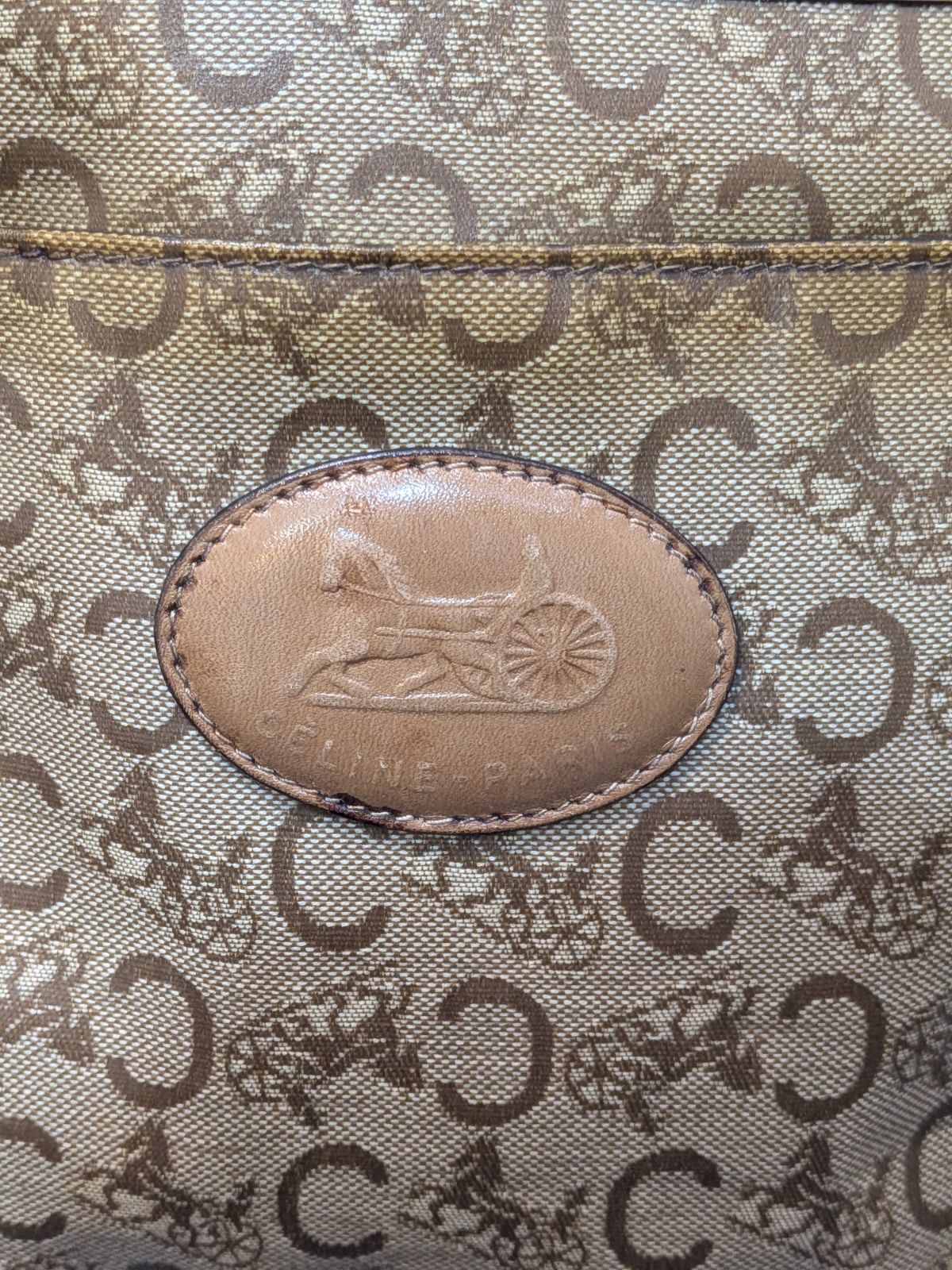 CELINE マカダム柄 Cロゴ 馬車ロゴ ショルダーバッグ 希少】CELINE セリーヌ ショルダーバッグ Cマカダム 馬車ロゴ