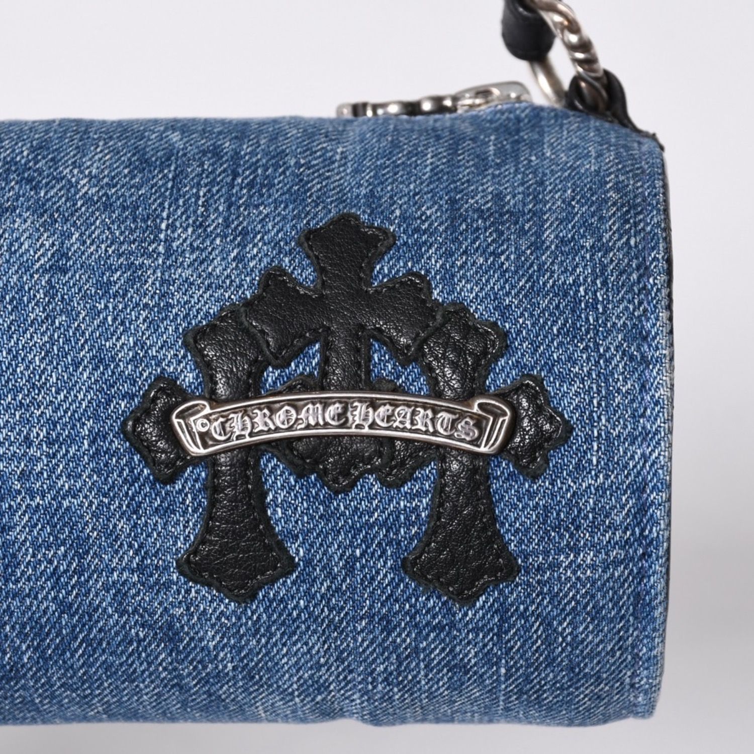 新品同様 CHROME HEARTS クロムハーツ デニム ポーチ 新作 マルチロゴ
