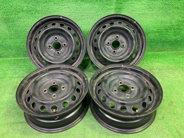 トヨタ TOYOTA 純正 アクア NHP10 ホイール スチール クロ 14インチ 5J 4穴 4本 100