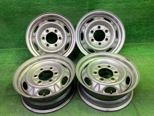 E26 キャラバン NV350 純正スチールホイール 1台分　② NV350キャラバン (E26)純正スチール(キャップ無) | 中古タイヤ