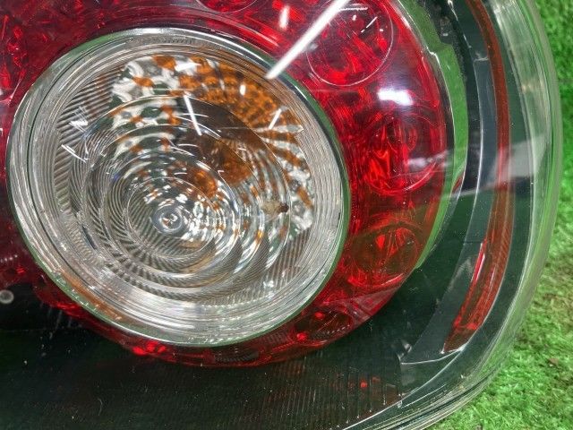 RX-8 SE3P 右テールランプ・テールライト タイプE コイト 220-41098 