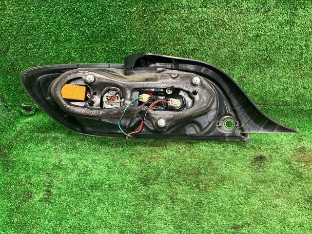 RX-8 SE3P 右テールランプ・テールライト タイプE コイト 220-41098 