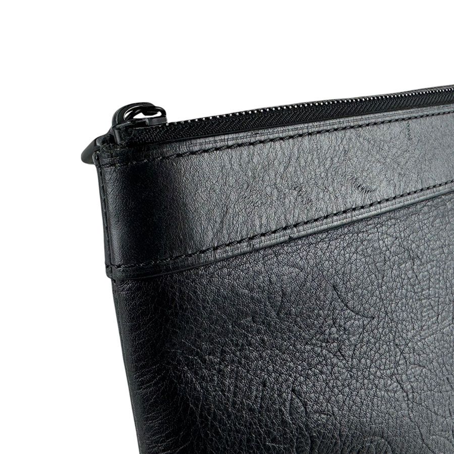 ルイ ヴィトン LOUIS VUITTON クラッチバッグ モノグラム シャドウ
