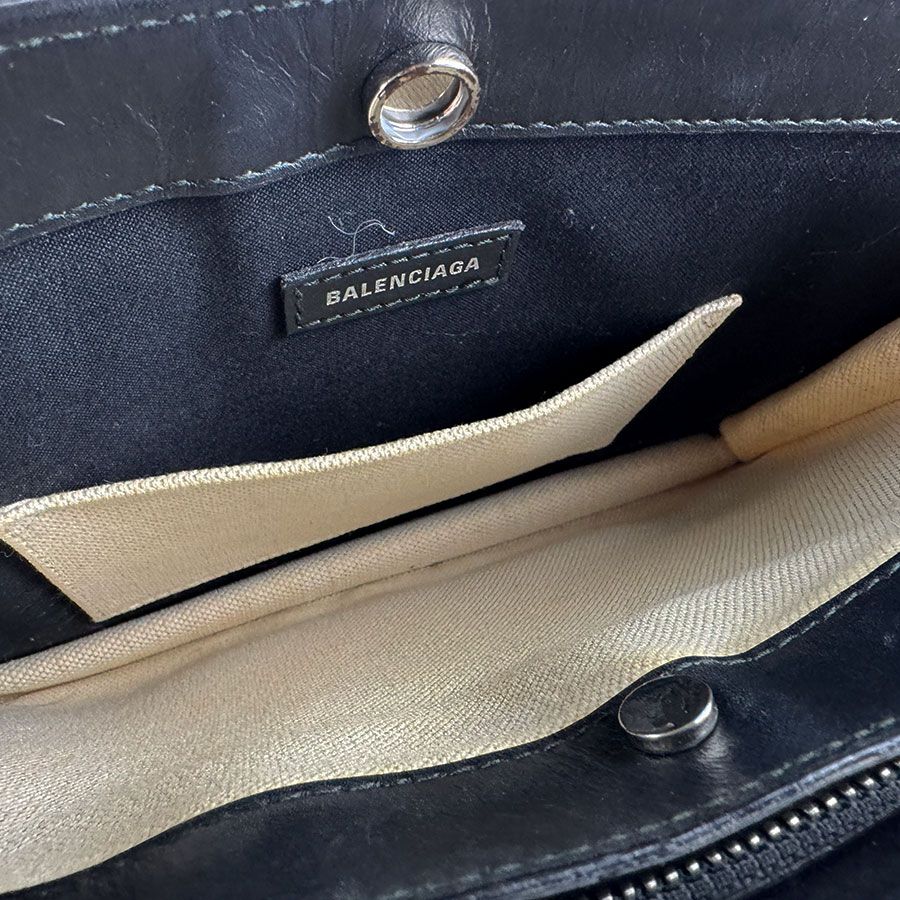バレンシアガ BALENCIAGA ショルダーバッグ ネイビーポシェット - メルカリ