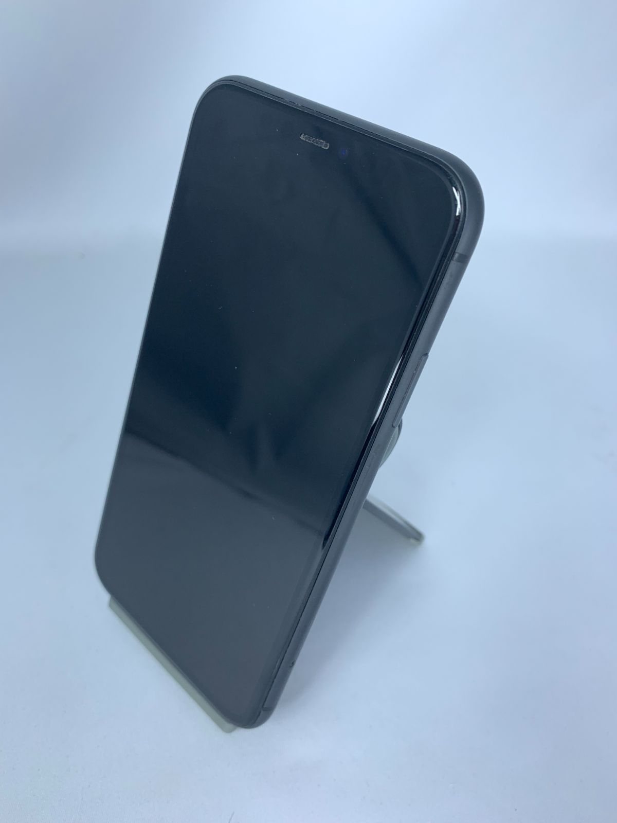 中古】iPhone 11 64GB ブラック - メルカリ