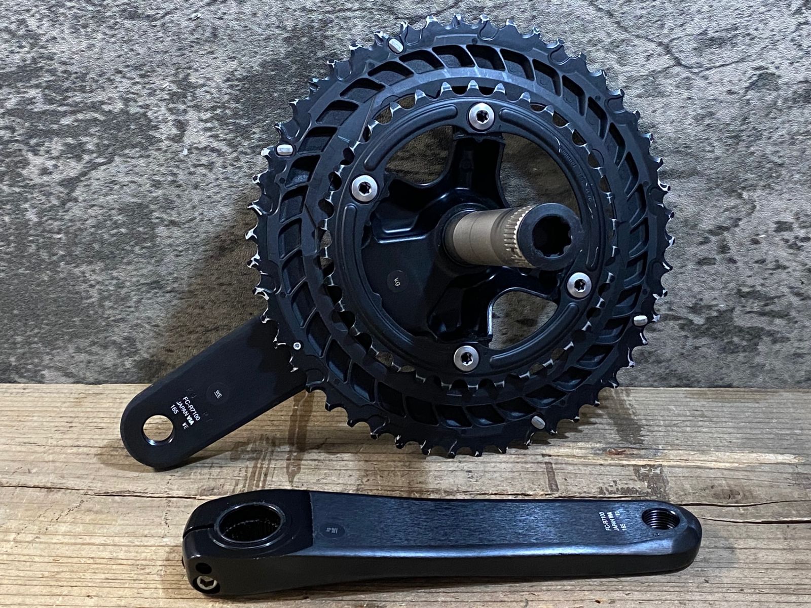 KC863 シマノ SHIMANO 105 FC-R7100 クランクセット 50/34T 165mm