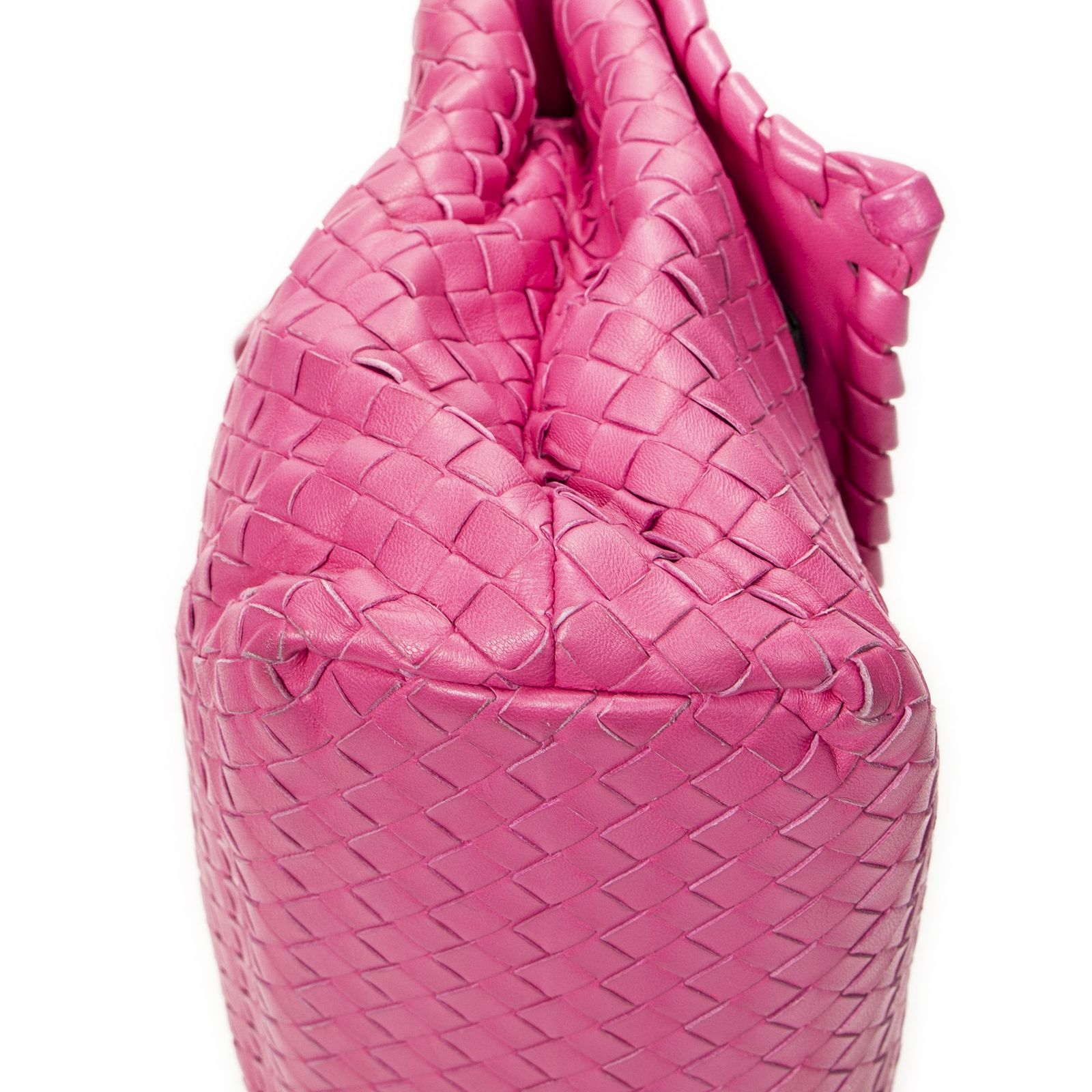 ボッテガヴェネタ オリンピア イントレチャート レザー ピンク ショルダーバッグ 0953【中古】BOTTEGAVENETA BOTTEGA VENETA - ボッテガヴェネタ BOTTEGA VENETA イントレチャート