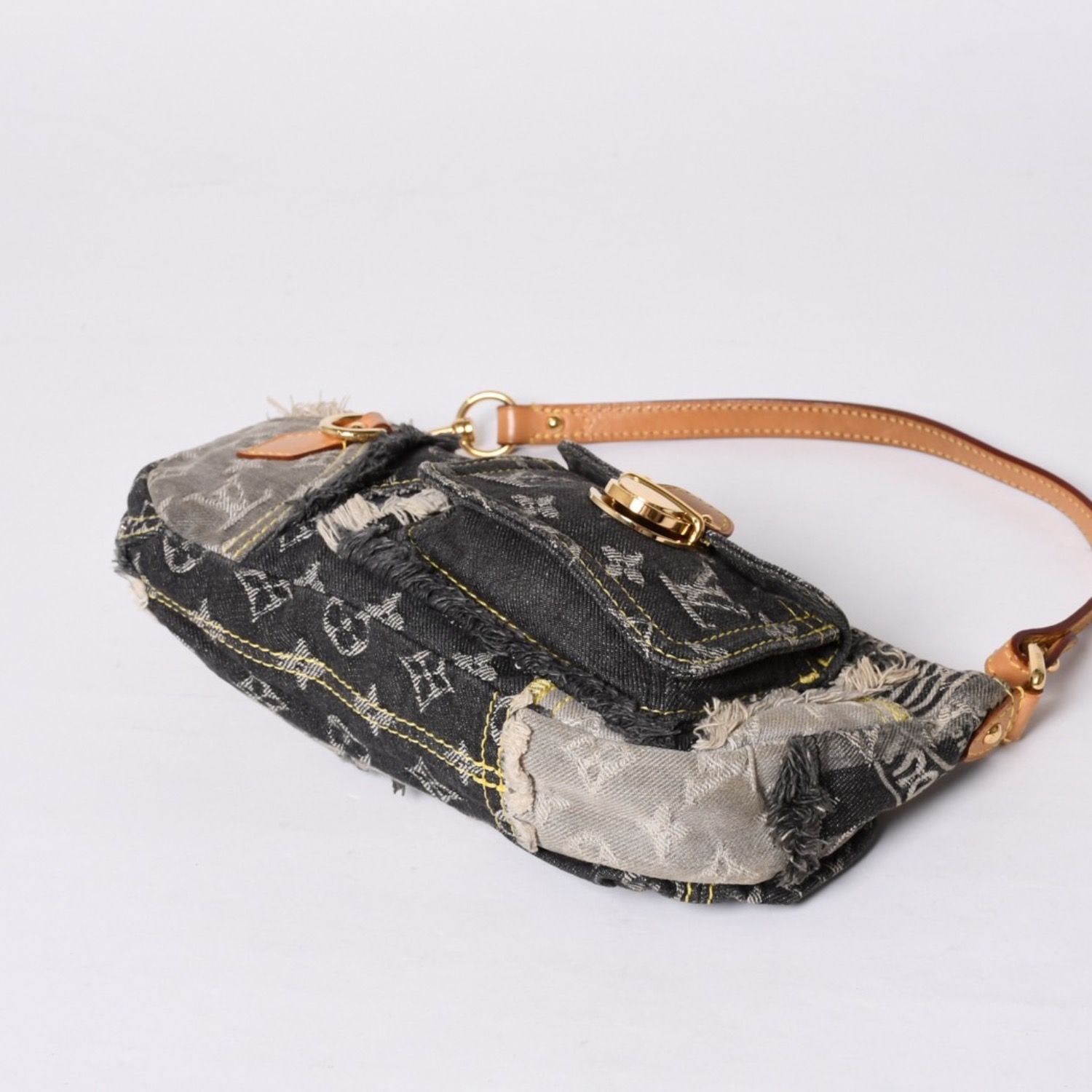 極美品 LOUIS VUITTON ルイヴィトン モノグラムデニム パウチィ ワン