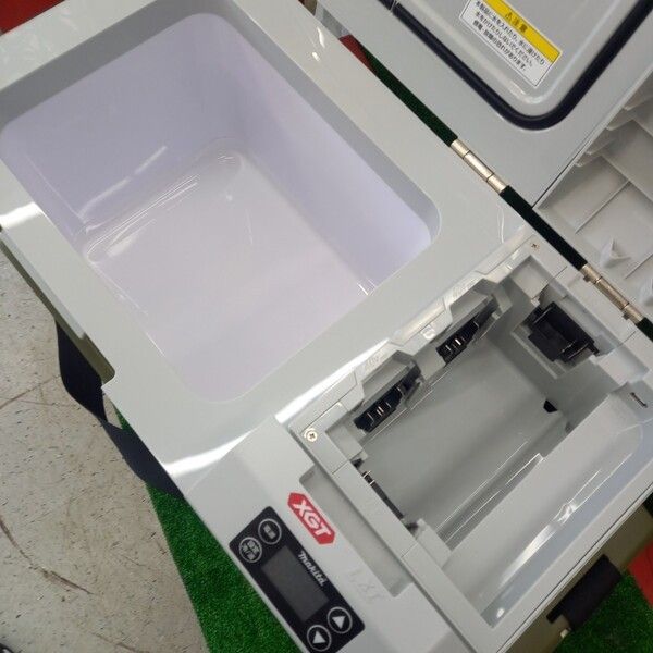 マキタ(makita) CW001GZO コードレス冷温庫【野田愛宕店】【店頭取引限定】【未使用】管理番号：IT2ISGZQ8P1B マキタ(makita) CW001GZO 充電式保冷温庫【野田愛宕店】【店頭取引限定