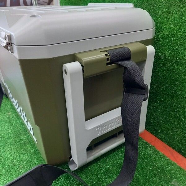 中古】マキタ(makita) 充電式保冷温庫 CW001GZO 【野田愛宕店】 - メルカリ