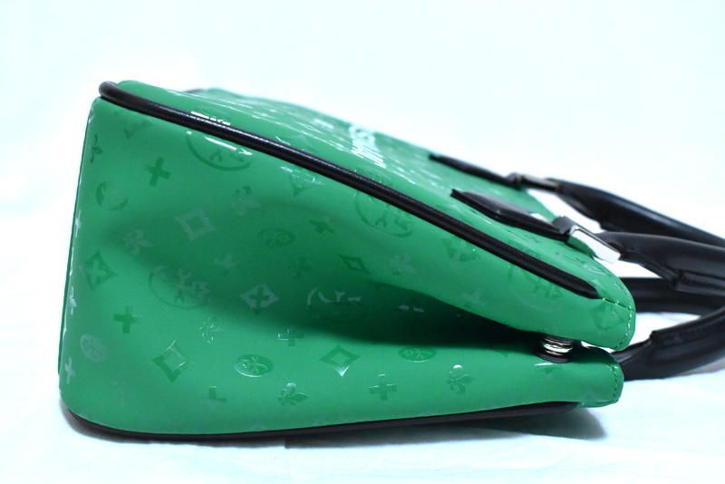 【新品未使用級】カステルバジャック　ヨットシリーズ　ボディーバッグ　限定色　緑 定価2万7500円】新品 カステルバジャック【ボヌール】ミニトート