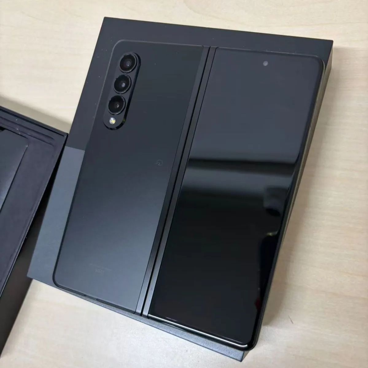 Galaxy Z Fold3 5G AU版 動作確認済 バッテリー良好 - メルカリ