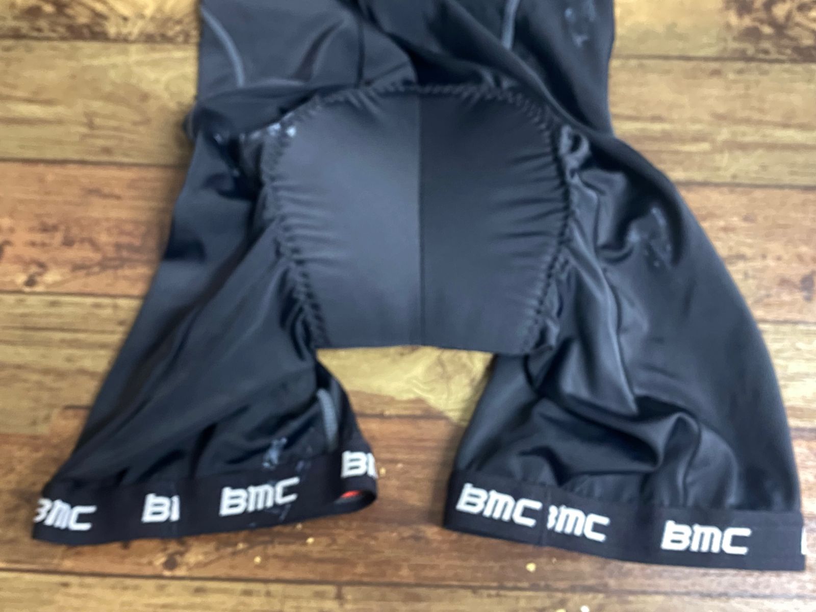 JE715 BMC ビブショーツ 黒 M ※汚れ有り - メルカリ