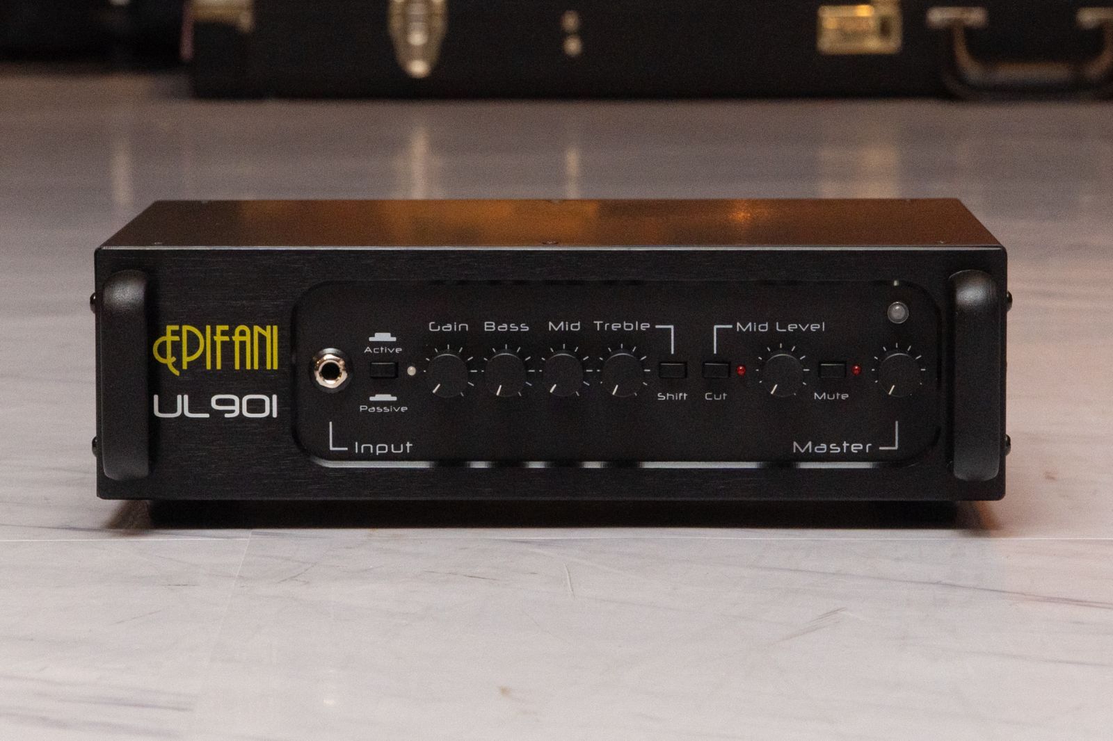 【used】Epifani / UL901 Bass Amp 1000W 4Ω【GIB横浜】アンプ 【used】Epifani / UL901 Bass Amp 1000W 4Ω【GIB横浜】アンプ