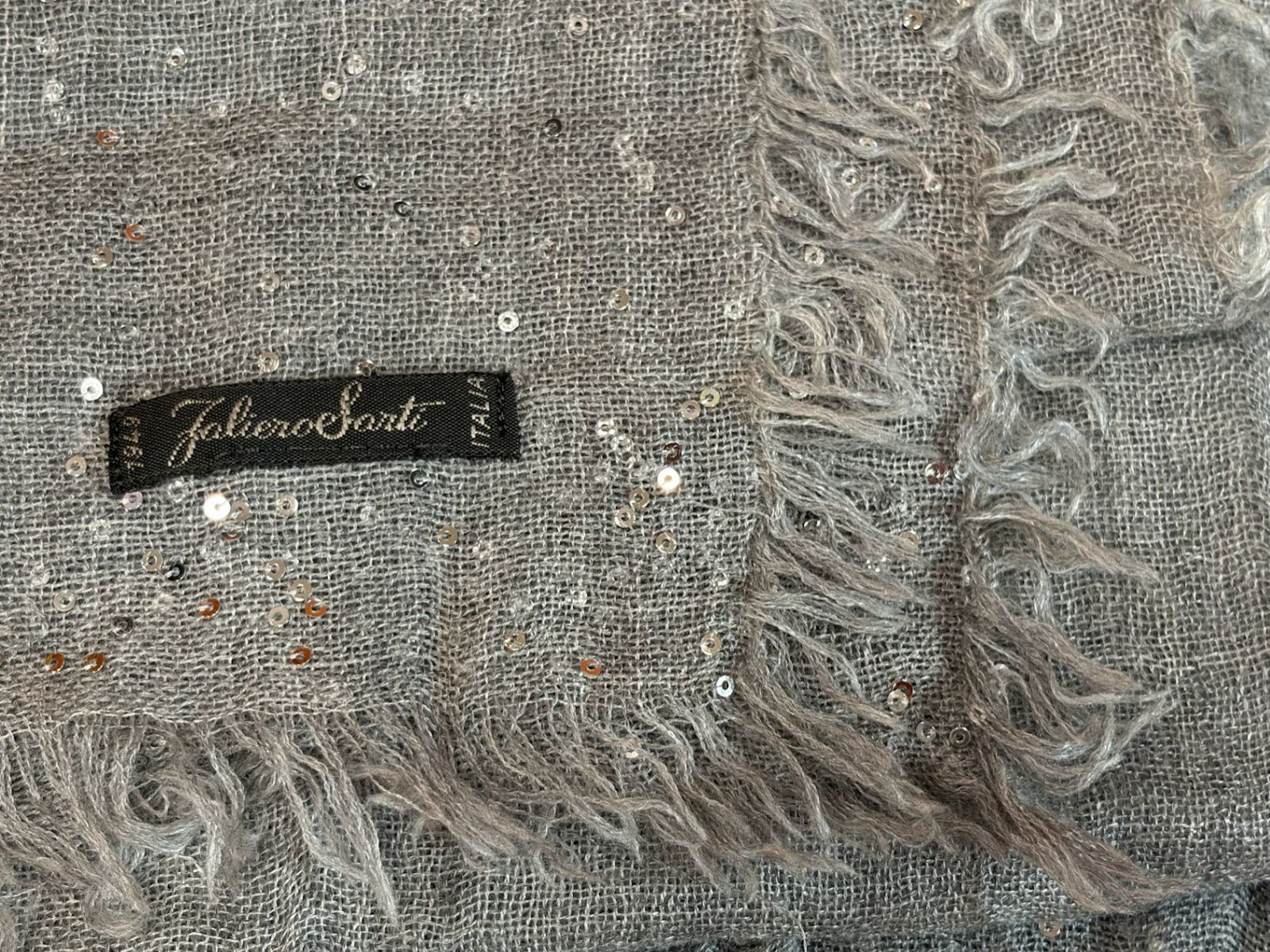 ☆ Faliero Sarti ファリエロサルティ 大判ストール スパンコール装飾 