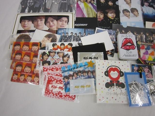 希少ペンライト有　Kis-My-Ft2 パンフレット　クリアファイル　まとめ売り Kis-My-Ft2 詰合せ グループグッズ ペンライト クリアファイル DVD CD