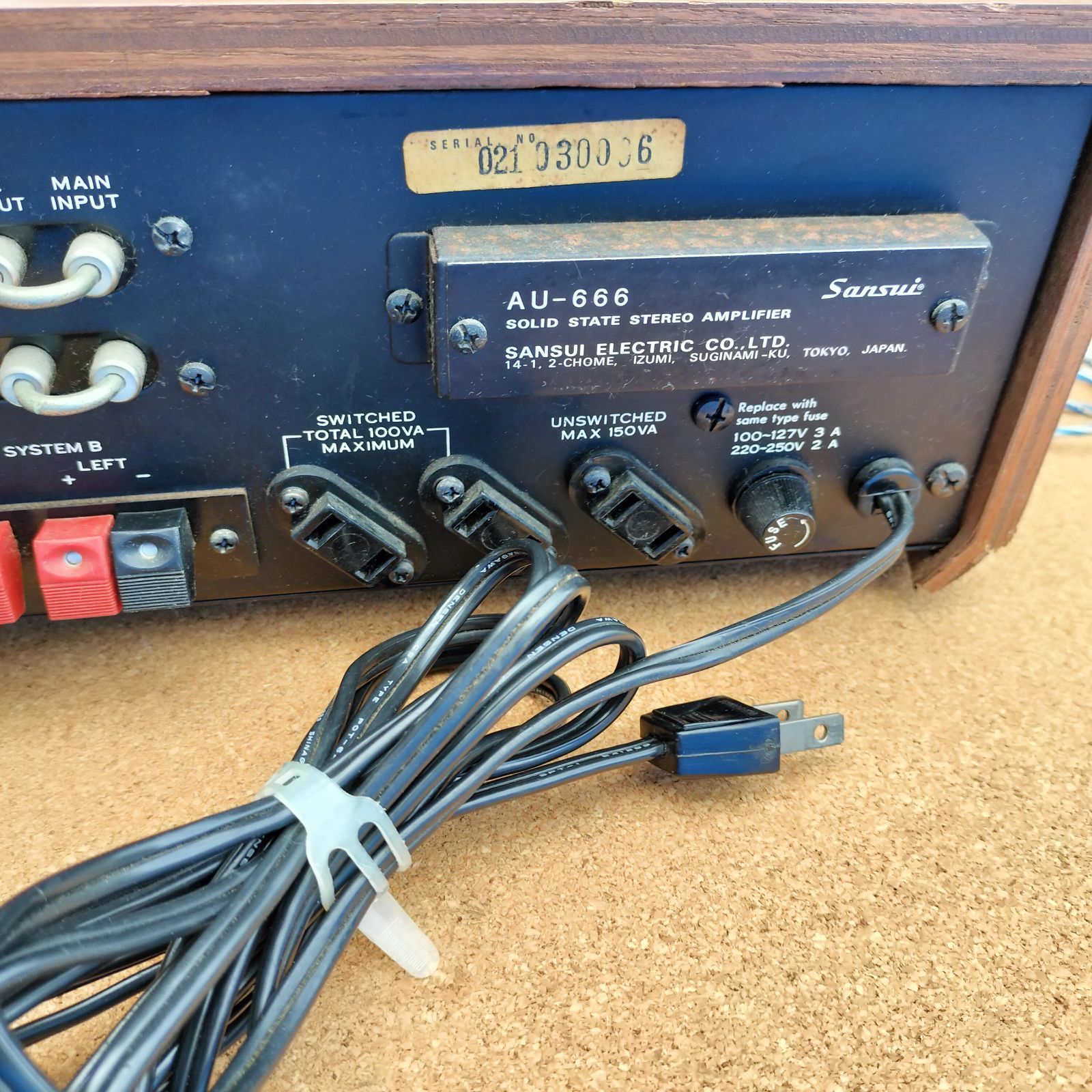 名機・ウッドケース付】 SANSUI サンスイ AU-666 プリメイン アンプ
