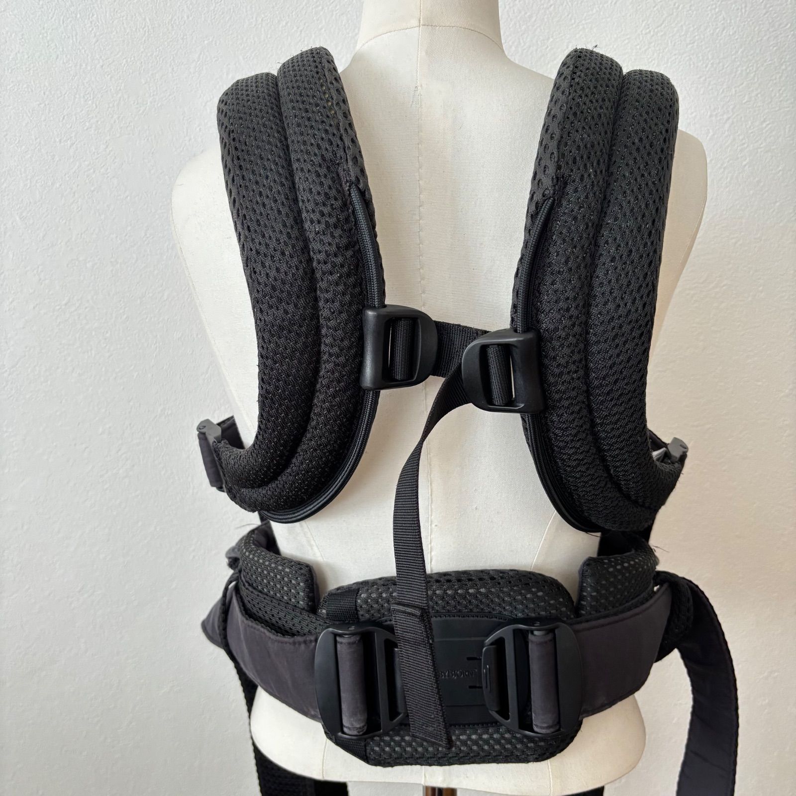 ベビービョルン ハーモニー BABYBJORN 抱っこ紐 ブラック - メルカリ