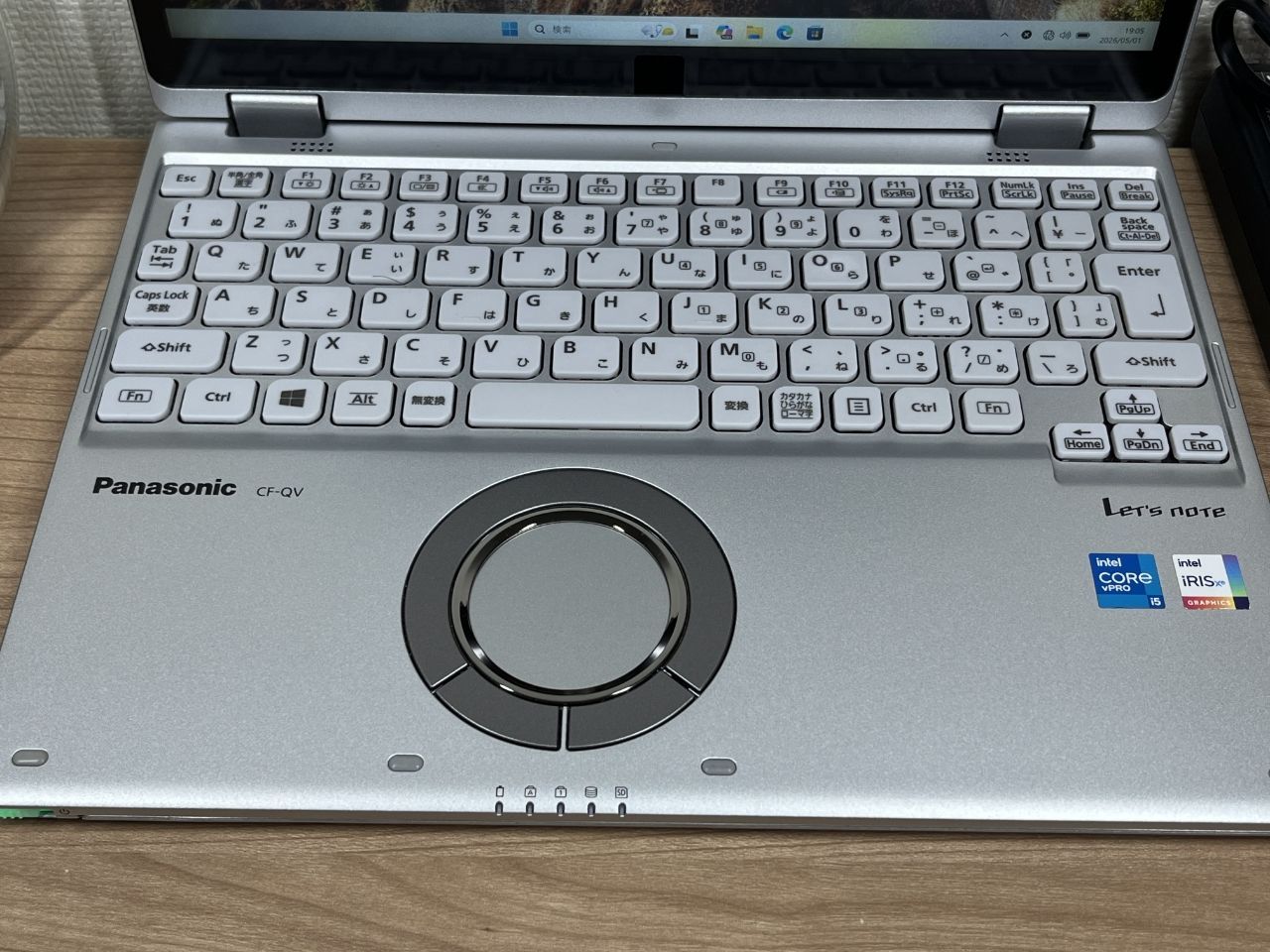 超美品 Panasonic CF-QV1 16GB/256GB 第11世代 Office2024 - メルカリ