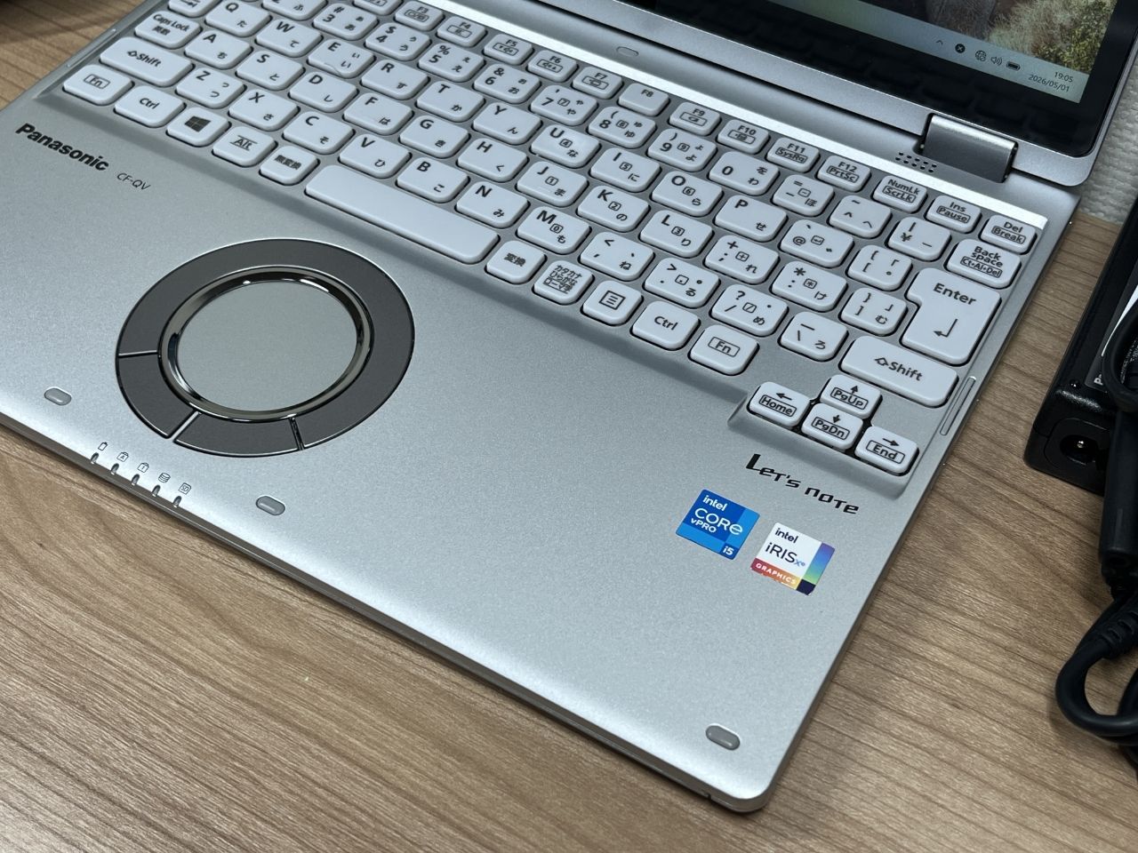 希少タッチ〉0262 Panasonic  CF-QV1 16GB/256GB 第11世代 0ffice2024 ノートパソコン 中古パソコン】Panasonic CF-QV1 レッツノート 選べるカラー Office