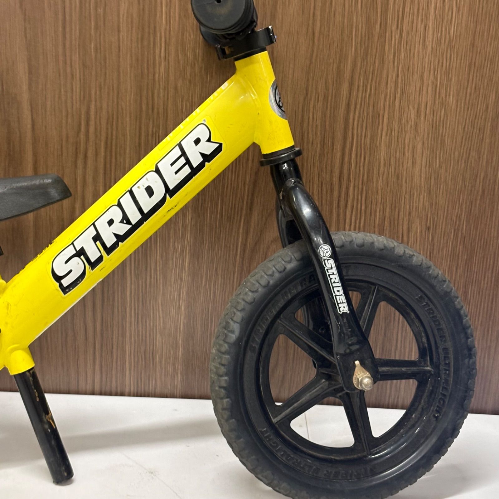 STRIDER バランスバイク イエロー 12インチ STRIDER ストライダー 