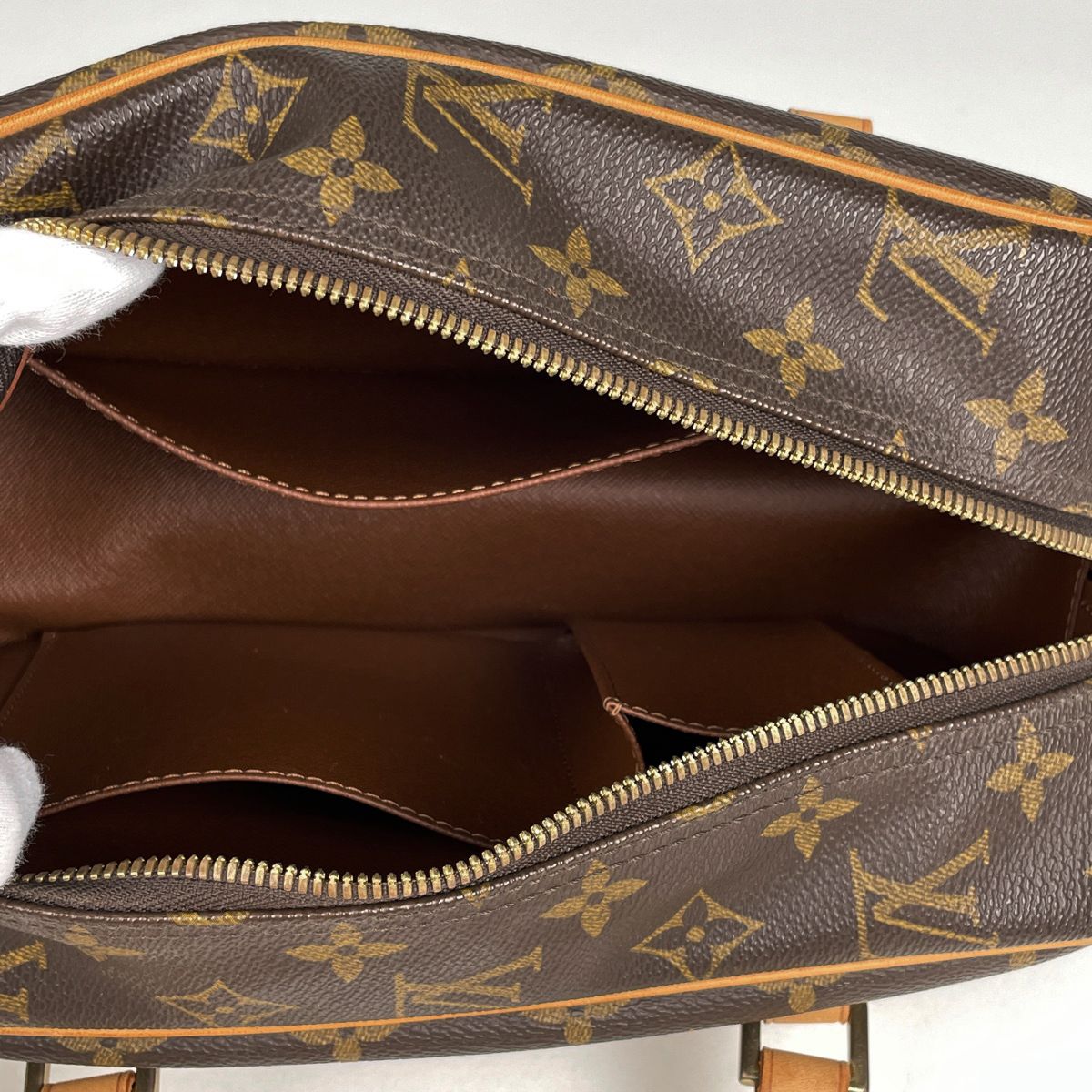 ルイ・ヴィトン Louis Vuitton シテMM ショルダーバッグ モノグラム 