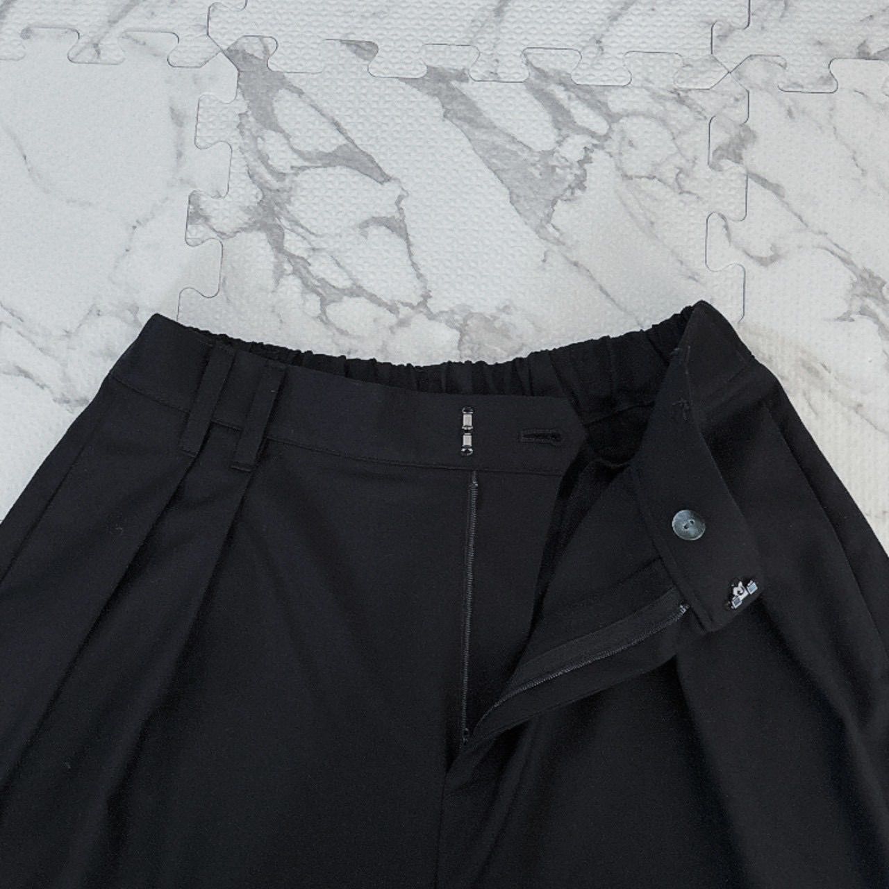 美品】SOLAMONAT LARME ソラモナラーム タックパンツ モナパン
