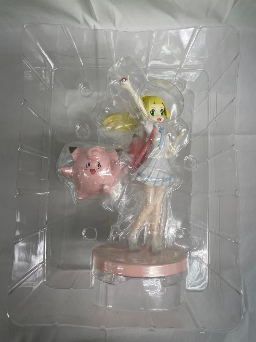 ポケモンセンターオリジナル がんばリーリエ&ピッピ 1⁄8スケール