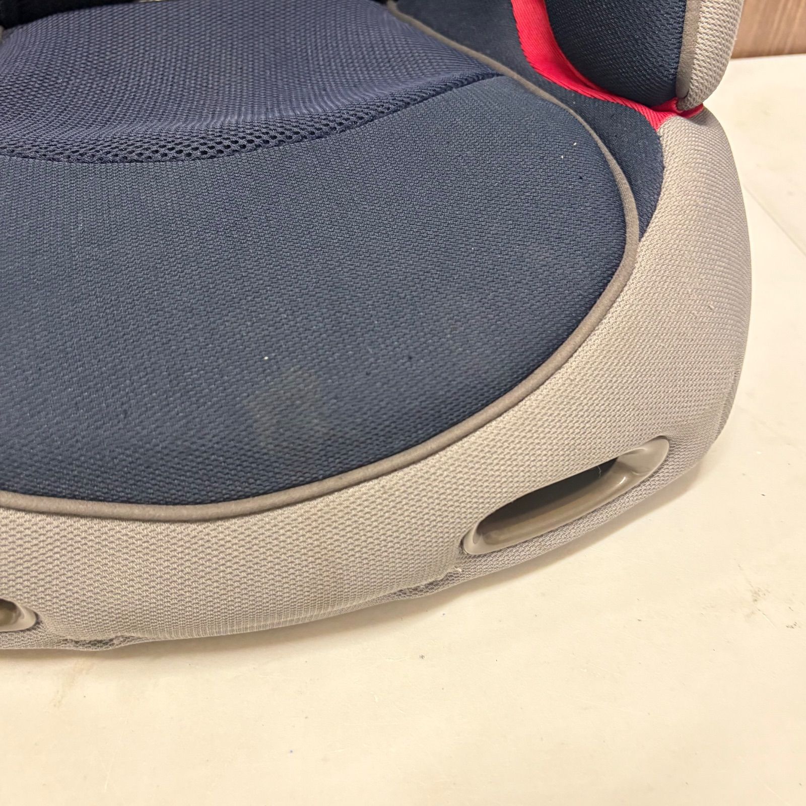 COMBI ジュニアシート ジョイキッズ ムーバー メッシュ シンプライト