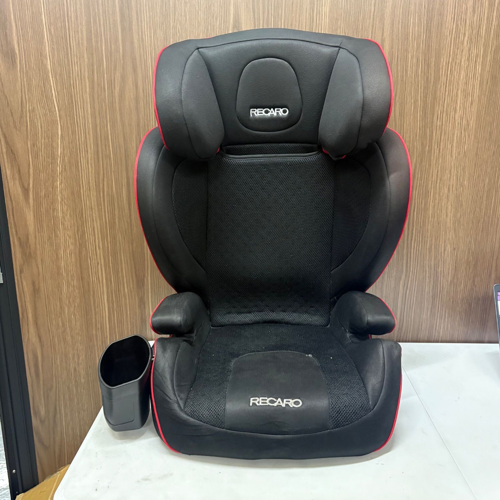 RECARO ジュニアシート Start J3 ブラック/レッド RECARO ジュニアシート ブラック/レッド Start J3 ホルダー付き - メルカリ