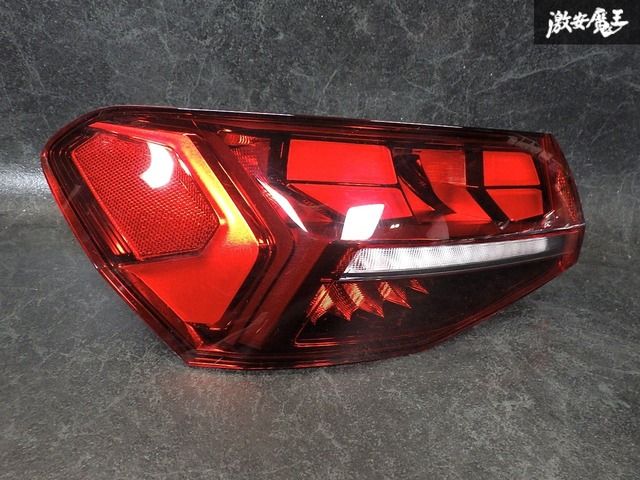 【保証付き！即発送】アウディ Audi 純正 8Y A3 スポーツバック テールライト テールランプ 左 左側 8Y0.945.207