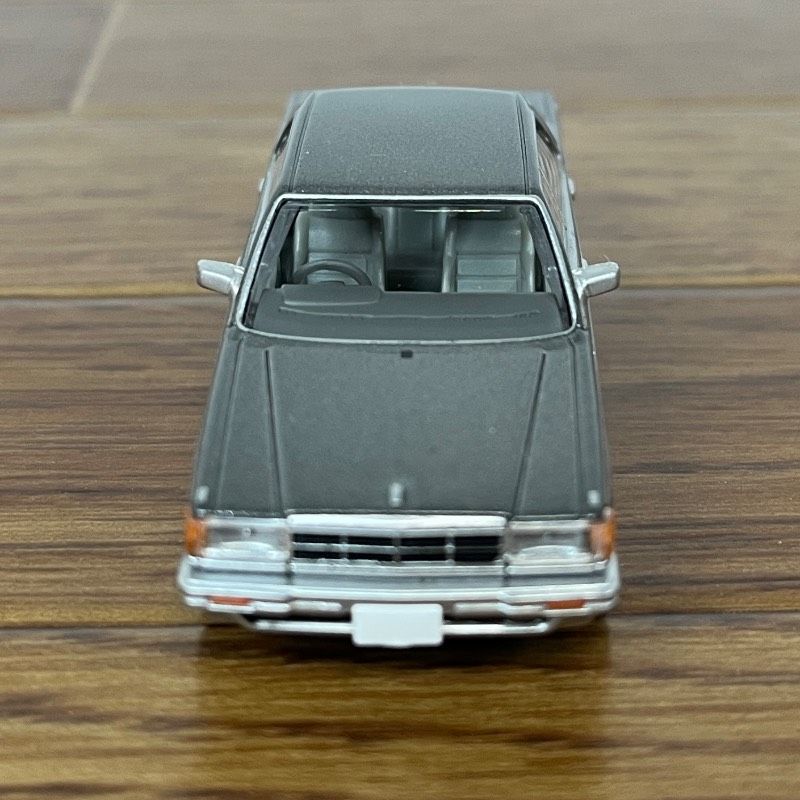 トミカリミテッドヴィンテージ ネオ 1/64 LV-N149b セドリック ターボ