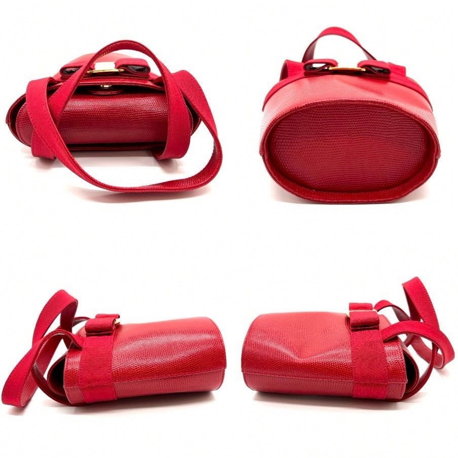 Salvatore Ferragamo サルヴァトーレフェラガモ ハンドバッグ ヴァラ