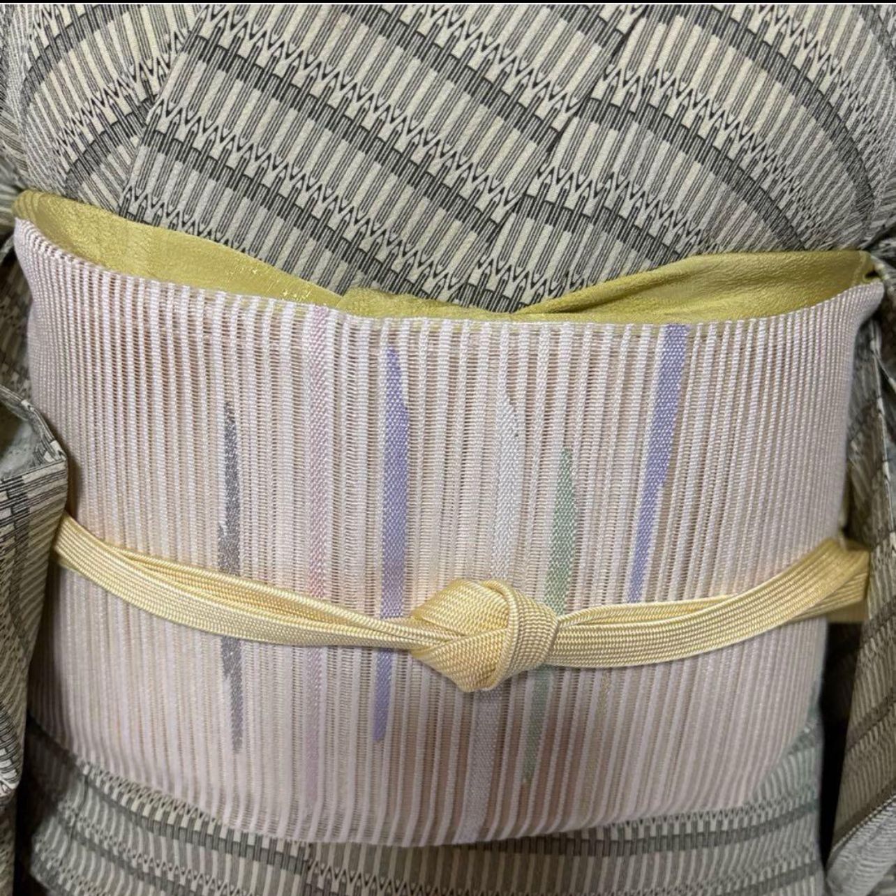 美品 単衣 きもの英 小紋 フルセット 洗える高級着物 柳鼠 夏帯 - メルカリ