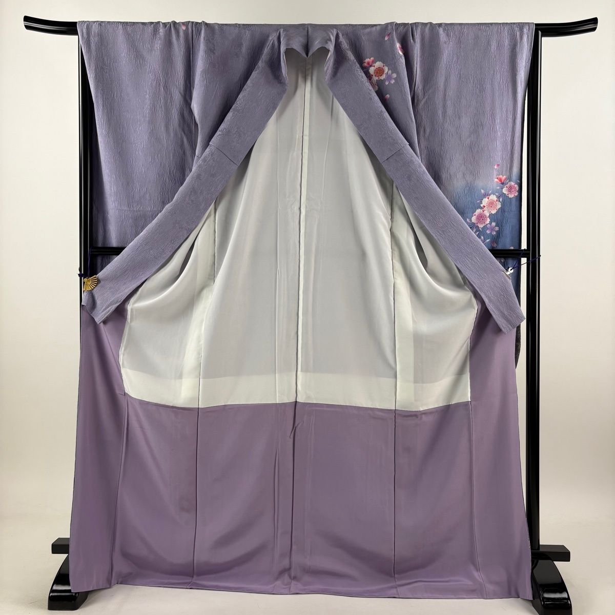 振袖 身丈172.5cm 裄丈68cm L 袷 桜 金糸 金彩 薄紫 正絹 秀品 【中古