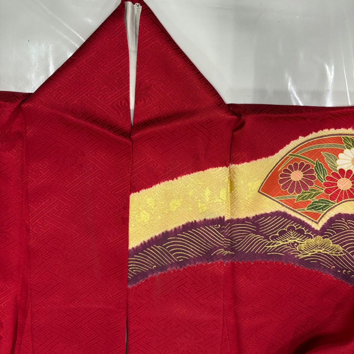 振袖 身丈166.5cm 裄丈65cm 正絹 名品 【中古】 振袖 身丈166cm 裄丈65cm M 袷 花 鳥 金銀彩 ぼかし ピンク 正絹 優品