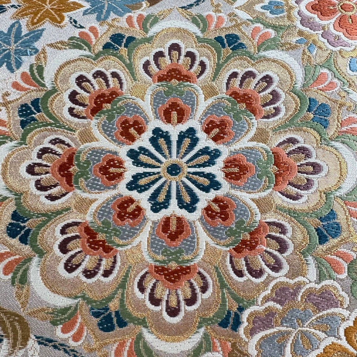 【上品】⭐️プラチナ糸袋帯⭐️唐織⭐️吉祥花鳥文様⭐️シルバー⭐️六通⭐️ 上品】⭐️プラチナ糸袋帯⭐️唐織⭐️吉祥花鳥文様⭐️シルバー⭐️六