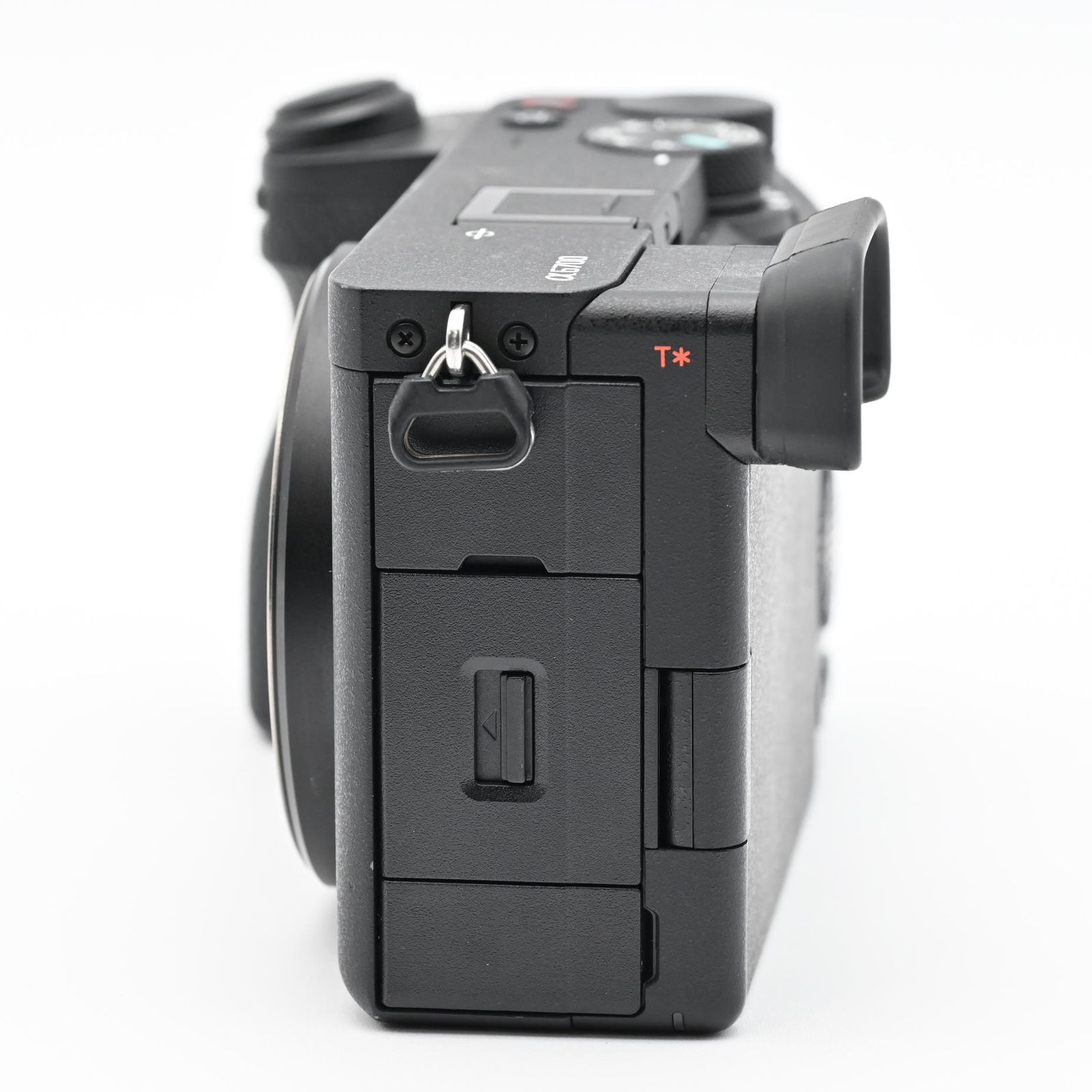 SONY α6700 ボディ ILCE-6700　ショット数 1395回 SONY α6700 ボディ ILCE-6700 ショット数 31511回 - メルカリ