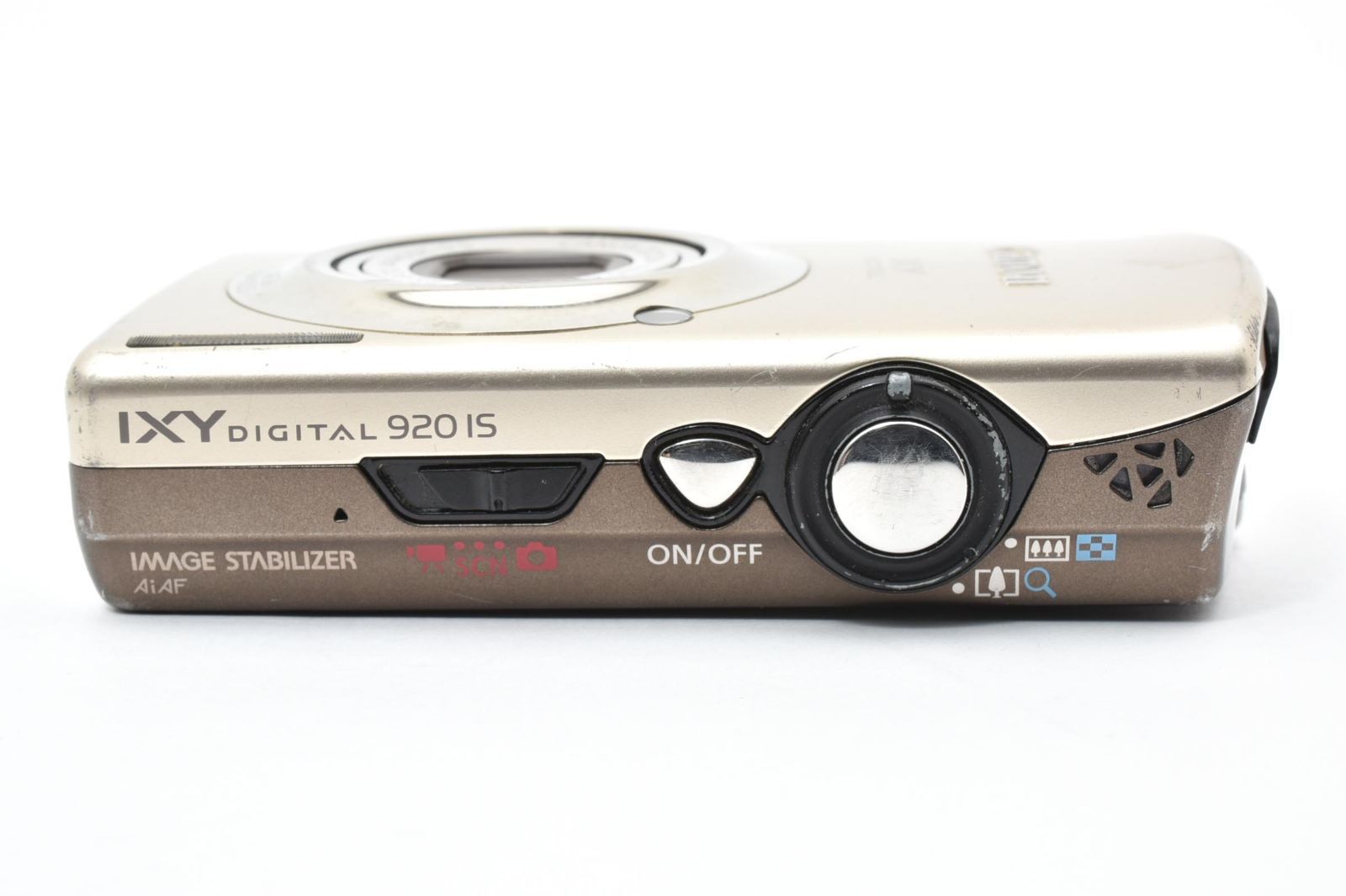 CANON IXY 920IS　デジタルカメラ　ジャンク ジャンク》 Canon キヤノン IXY DIGITAL 920IS ゴールド コンパクト