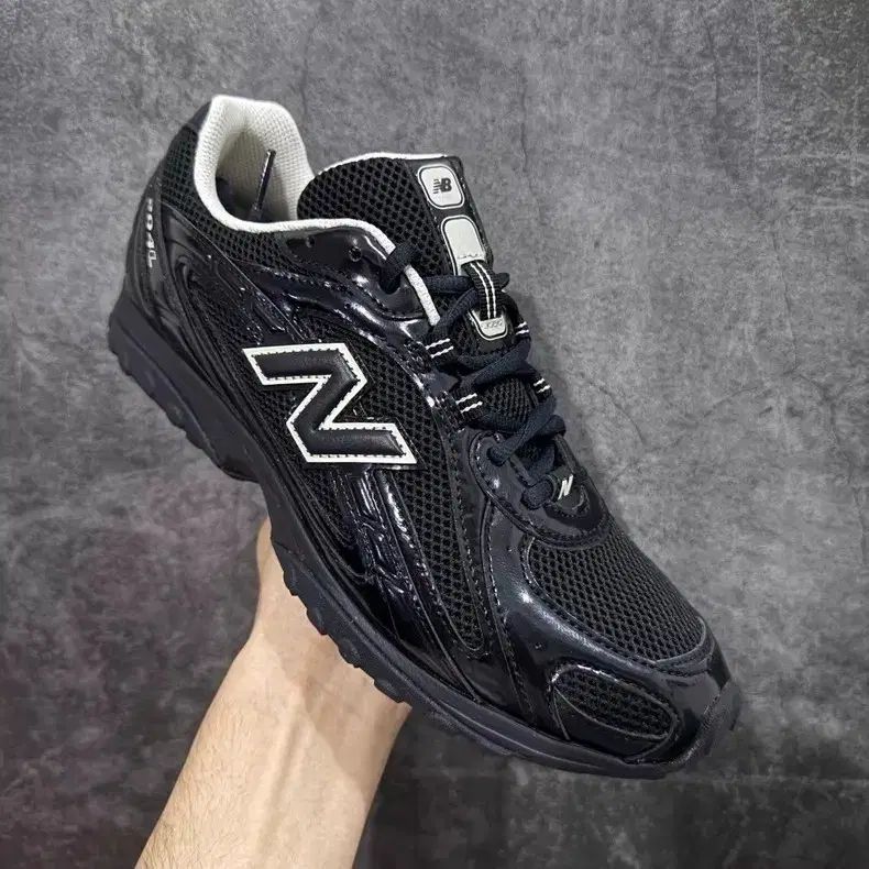 ニューバランス NB204L ブラック スニーカー