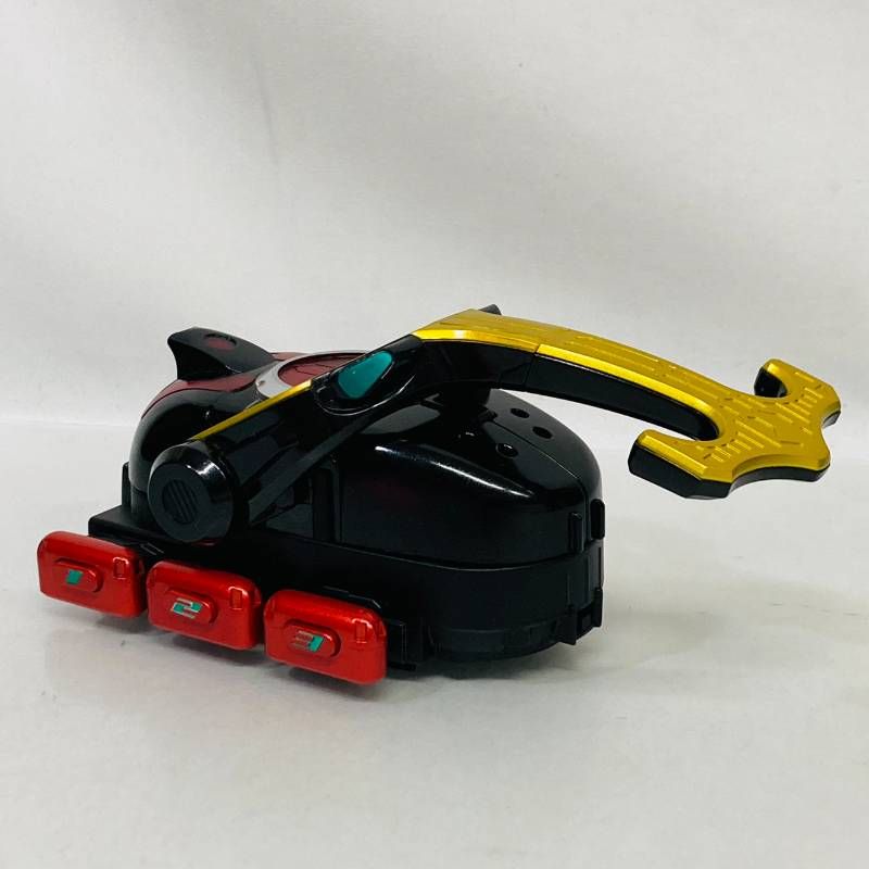 輸送箱付】 CSM 仮面ライダー カブト ダークカブトゼクター ver.1.5