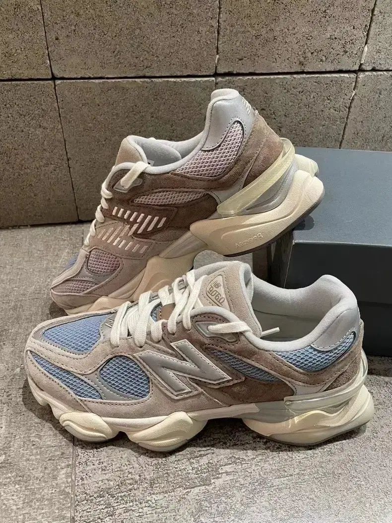 ニューバランス NB9060 レトロ スニーカー